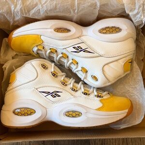 REEBOK Kobe Bryant Question Mid Basketball Shoe Sneaker Junior size 6